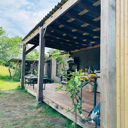 Rode Bell Achter Duin *